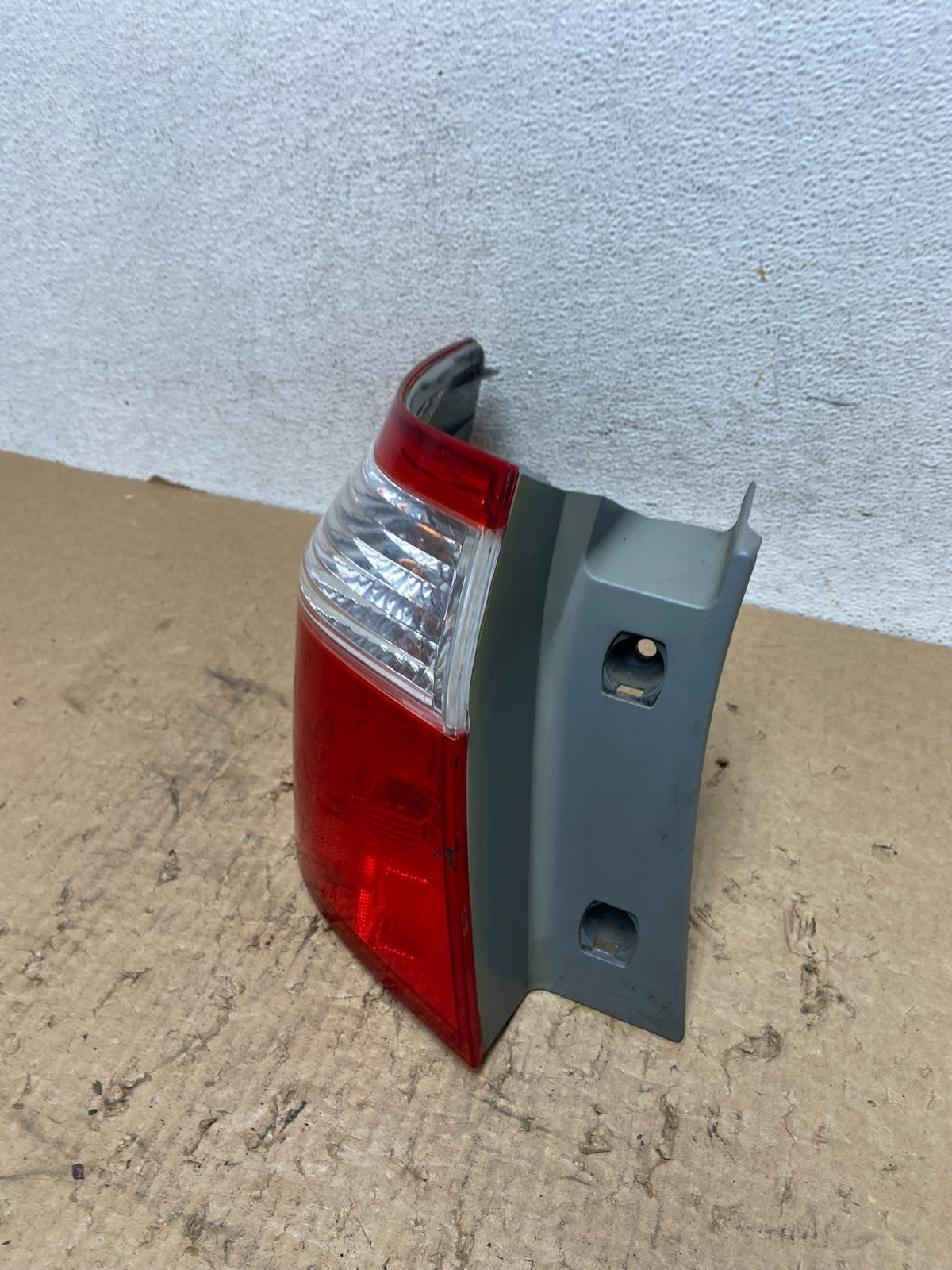 2005 2006 2007 Honda Odyssey Left Driver LH Side Tail Light AF8401 DW1