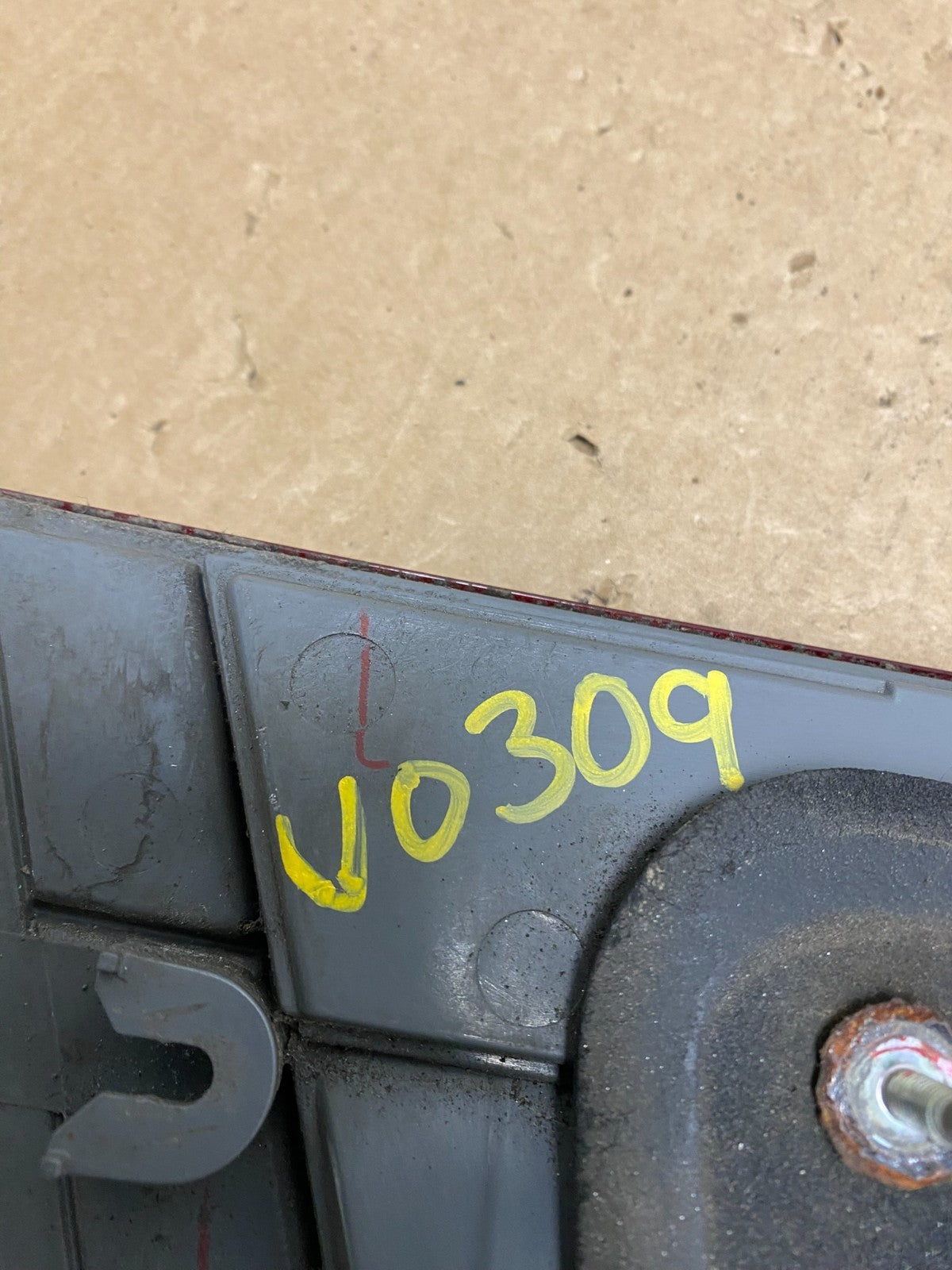 2005 2006 2007 Honda Odyssey Inner Right Passenger RH Tail Light V0309 DW7