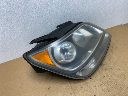 2009 2010 2011 Kia Borrego Right Passenger Side Halogen Headlight OEM AC3642 DW2