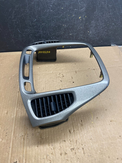 2001-2007 Toyota Highlander Radio Climate Dash Trim Bezel Air Vent AD2230 DG1
