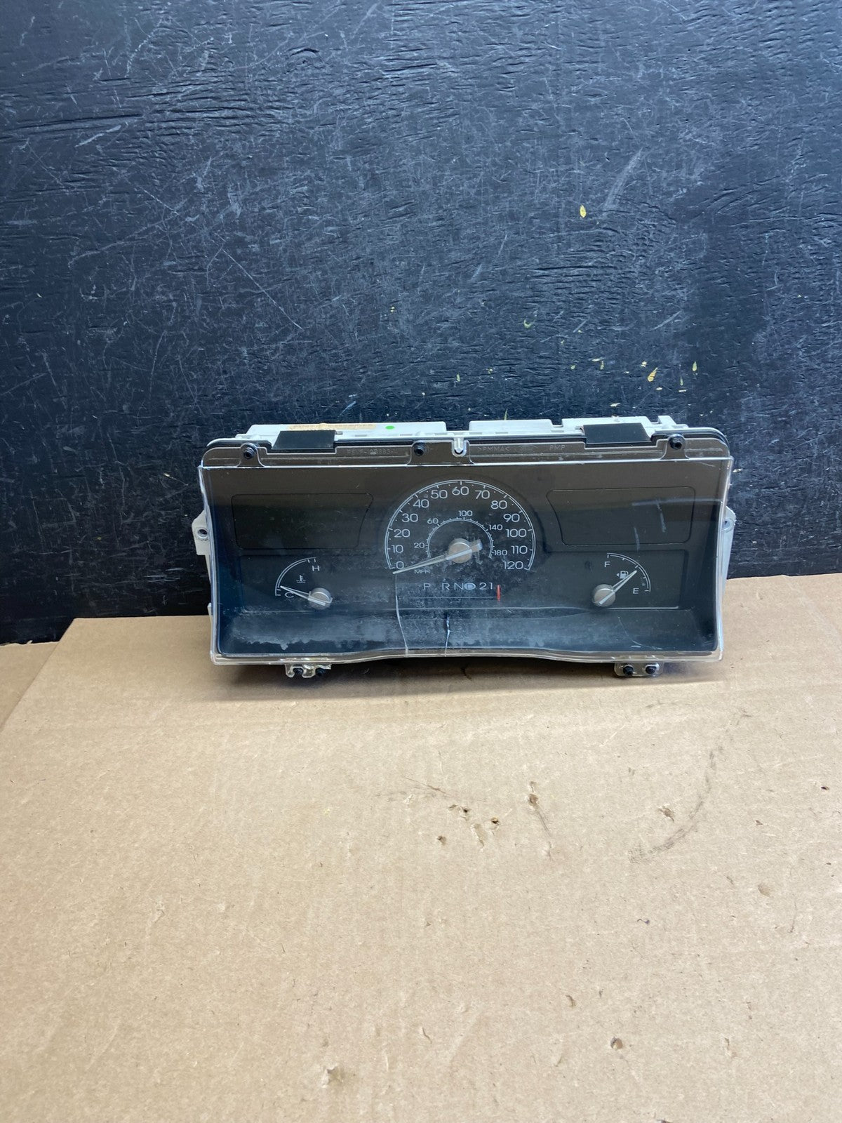 1998 to 2002 Lincoln Town Car Speedometer Gauge Cluster AI3253 DG0