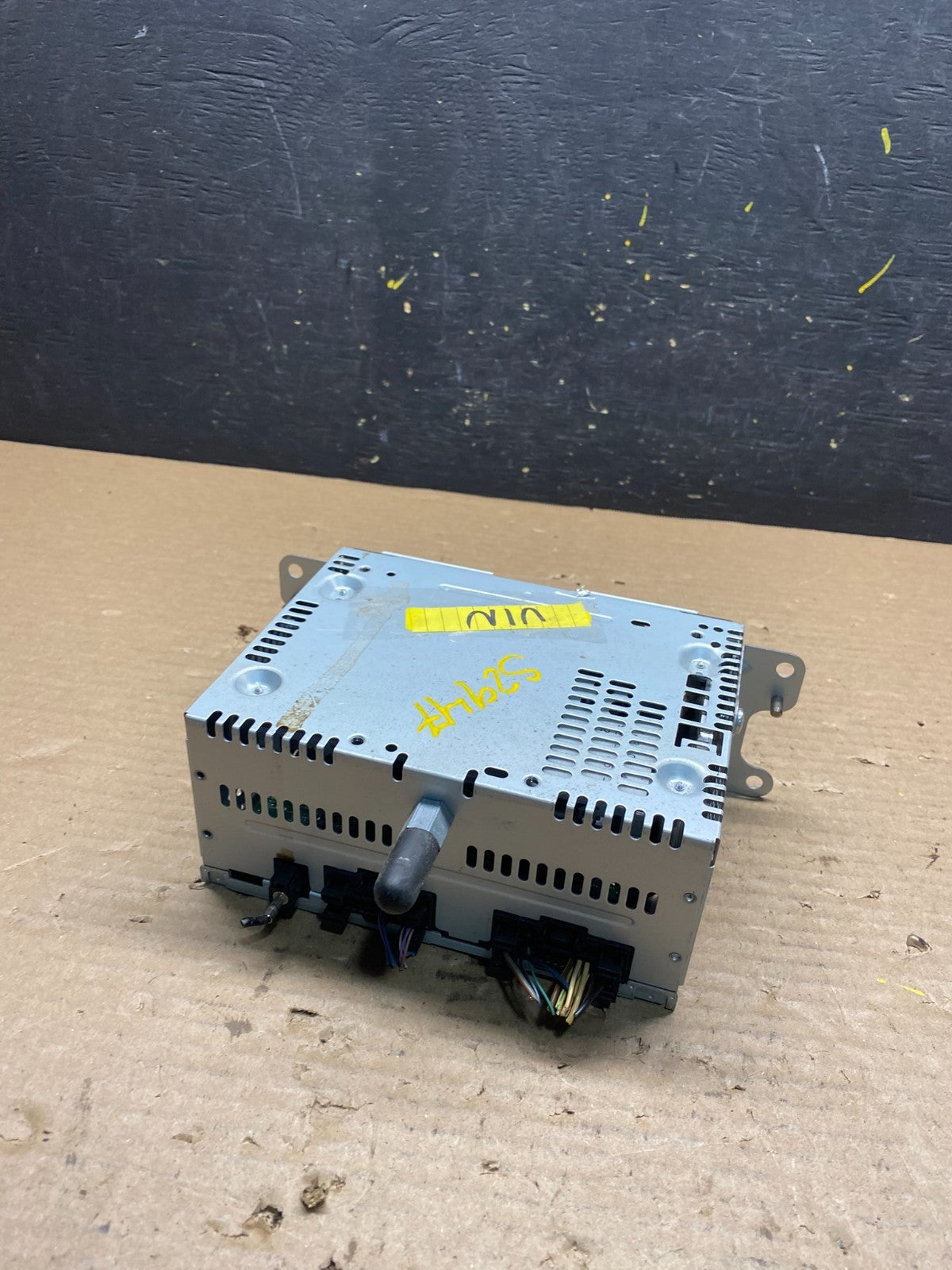 2014 2015 Ford Explorer Audio Equipment Radio Receiver AM FM CD S2947 DG3