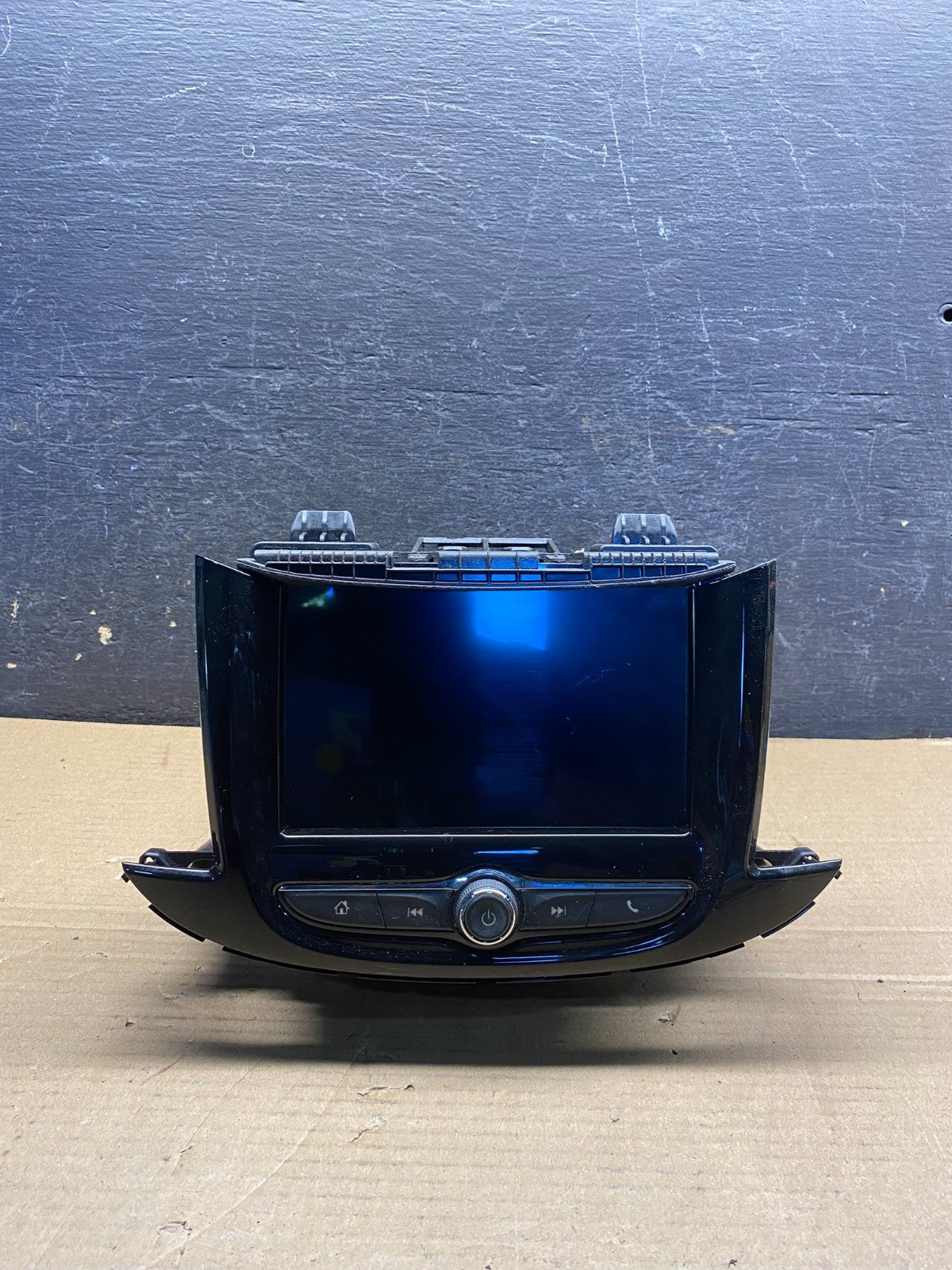 2017 to 2018 Chevrolet Trax XM My Link Radio Display Screen AI7472 DG0