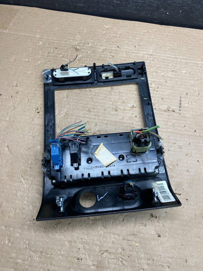 2007 to 2014 Ford Expedition Temperature Climate Control w/ Radio Bezel ag8421DG4