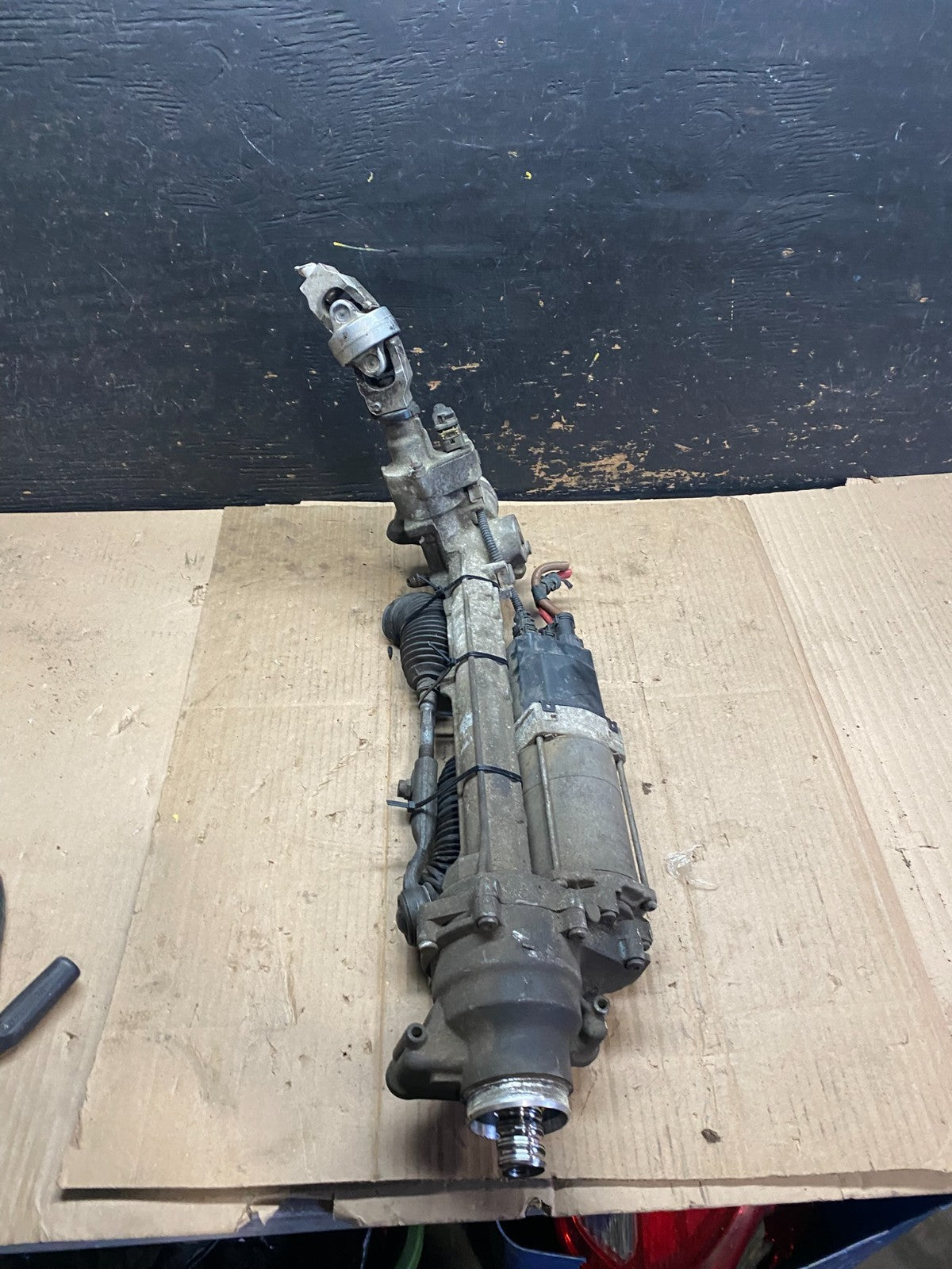 2013-2015 BMW 328XI Power Steering Rack Pinion 6864975 V3407 PS2
