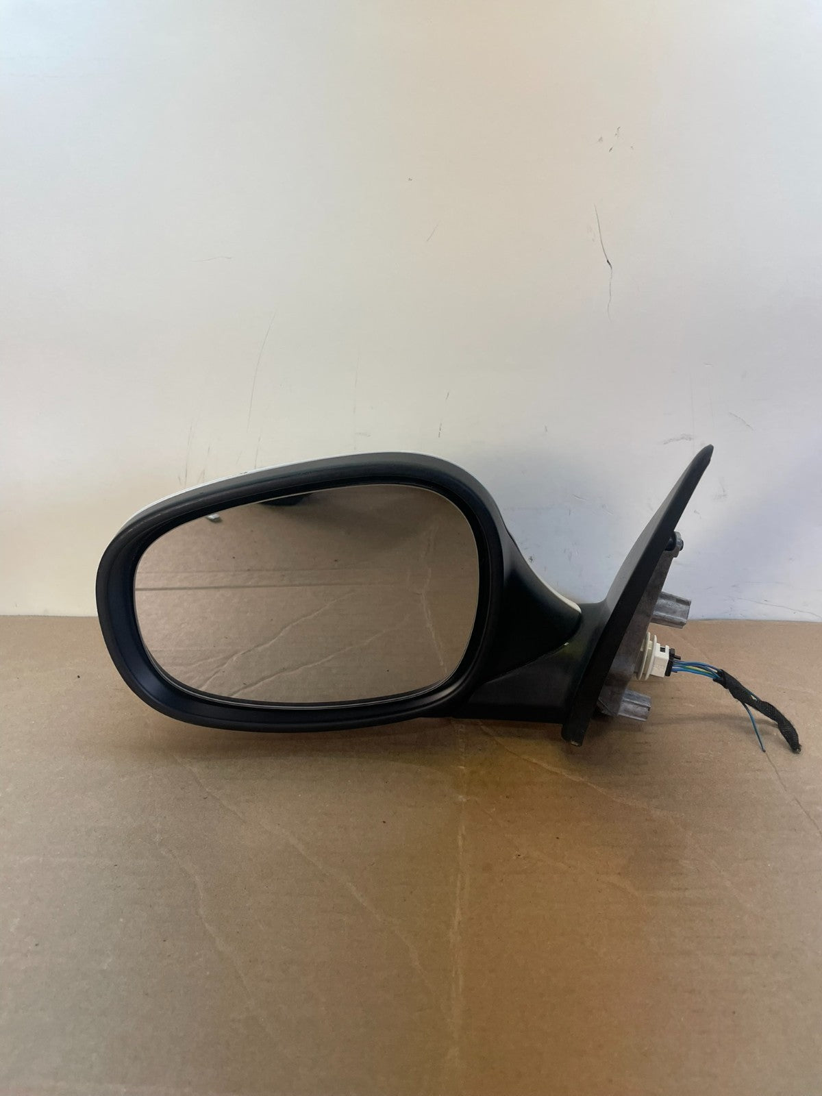 2009 to 2011 BMW 328i 335i Left Driver Lh Side View Door Mirror AG7852 DG8