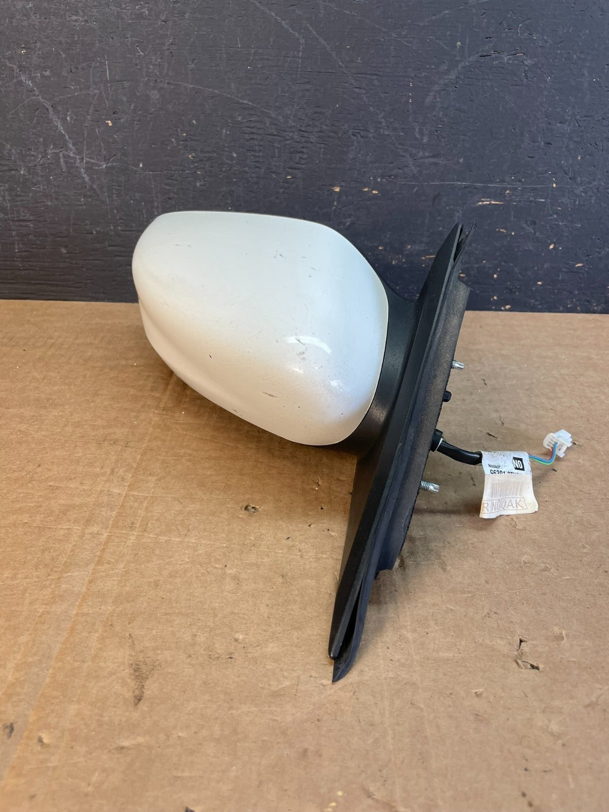 2013-2018 Nissan Altima Right Passenger View Power Door Mirror AE8574 DW1