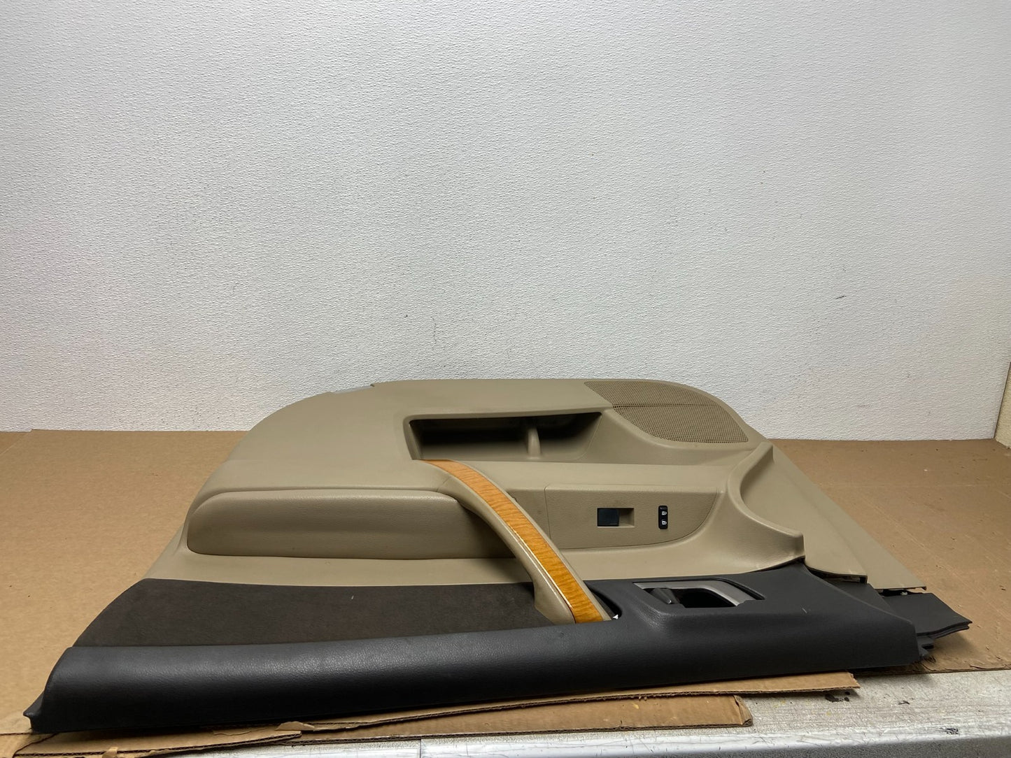 2008-2010 Toyota Highlander Front Right Passenger Door Trim Panel ac0030 DG5