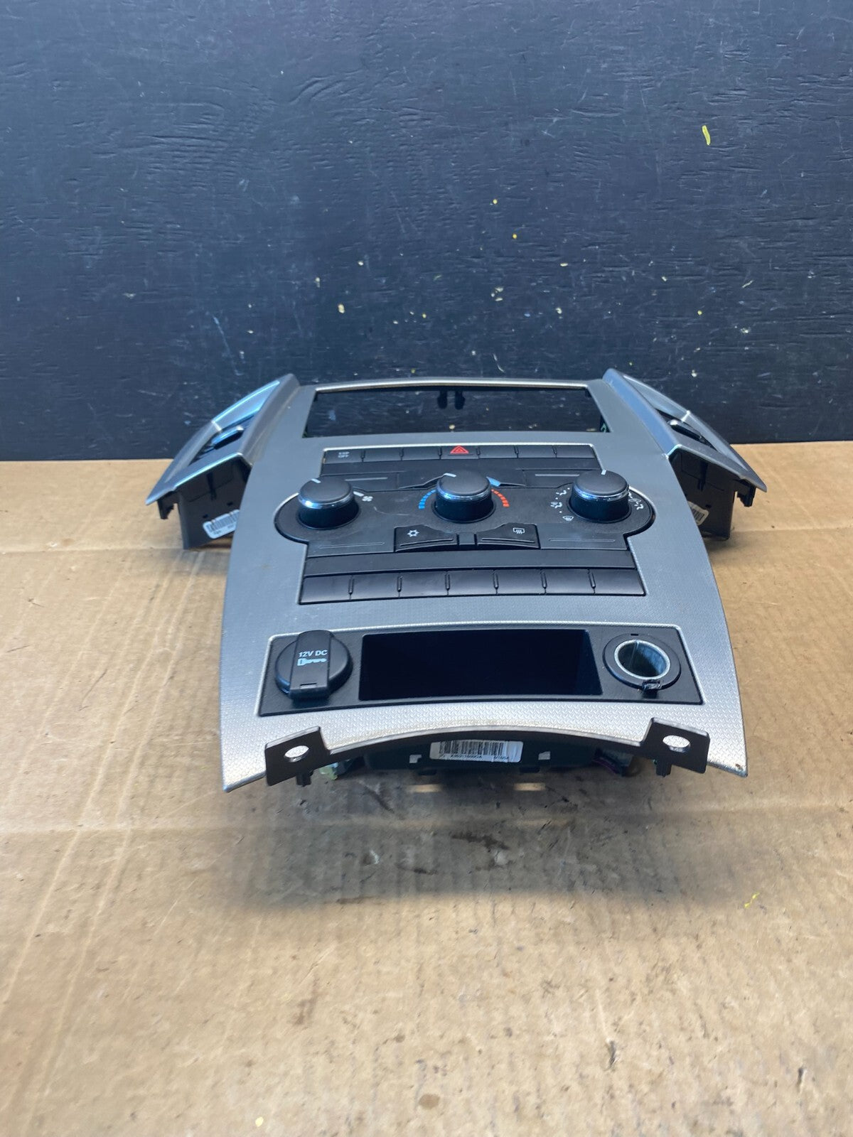 2008 2009 2010 Jeep Commander Grand Cherokee A/C Climate Control Bezel AA9158 DG1