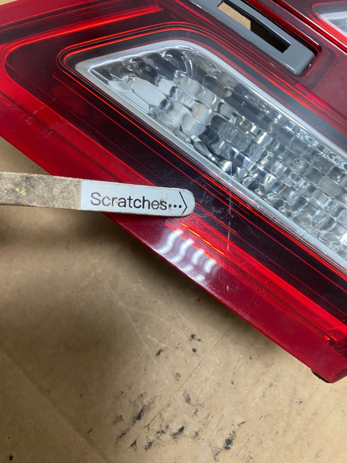 2013 to 2018 Ford Taurus Right Passenger Rh Side Tail Light Inner AD4614 LK3