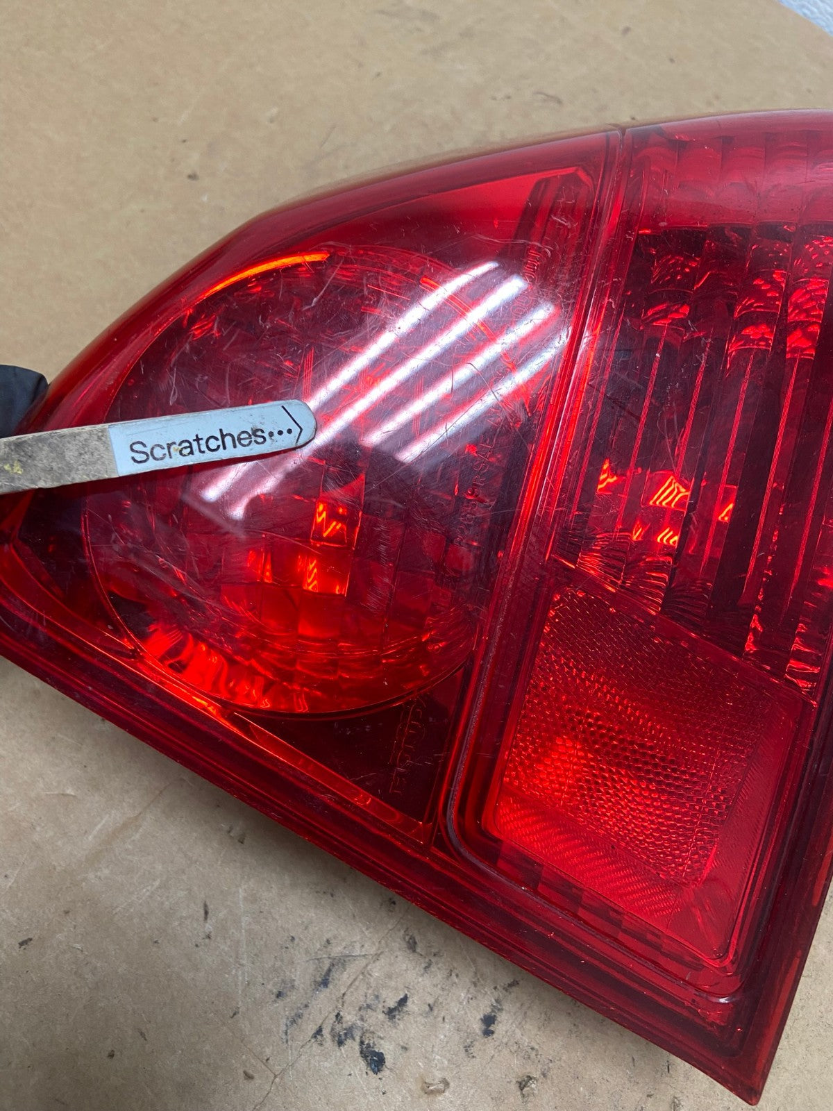 2003 2004 2005 Honda Civic Sedan Right Passenger RH Tail Light AD4785 LK3