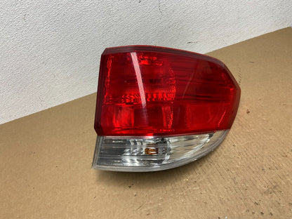 2008 2009 2010 Honda Odyssey Right Passenger Side Tail Light AC1136 DW0