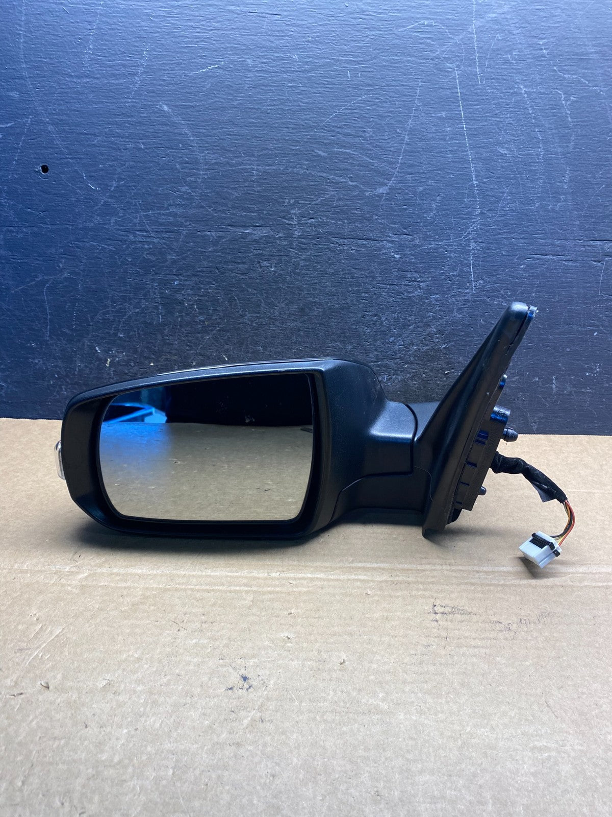 2011 - 2015 Kia Sorento Left Driver Lh Side Door Mirror Turn Signal Oe AF8855 DG9