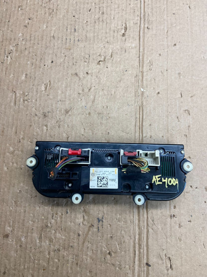 2013-2015 Volkswagen Tiguan Front Center Console Climate Control AE4004 DG3