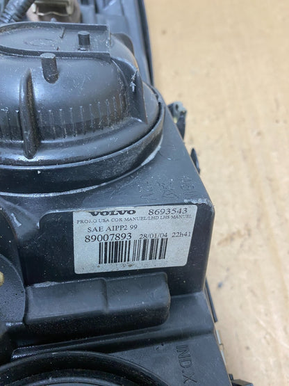 2001 2002 2003 2004 Volvo V70 XC70 Left Driver Side Headlight AD3754 DW12