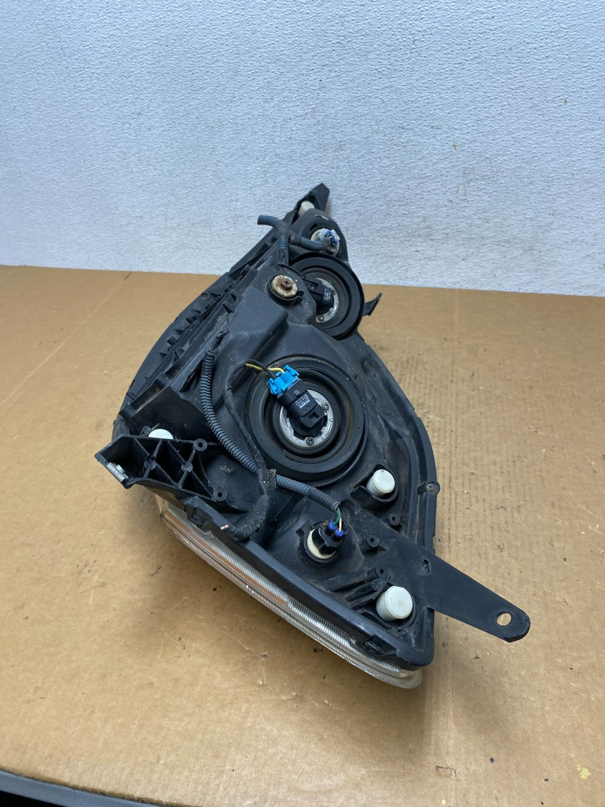 2006 to 2010 Toyota Sienna Right Passenger Rh Side Headlight Halogen AE0290 DW8