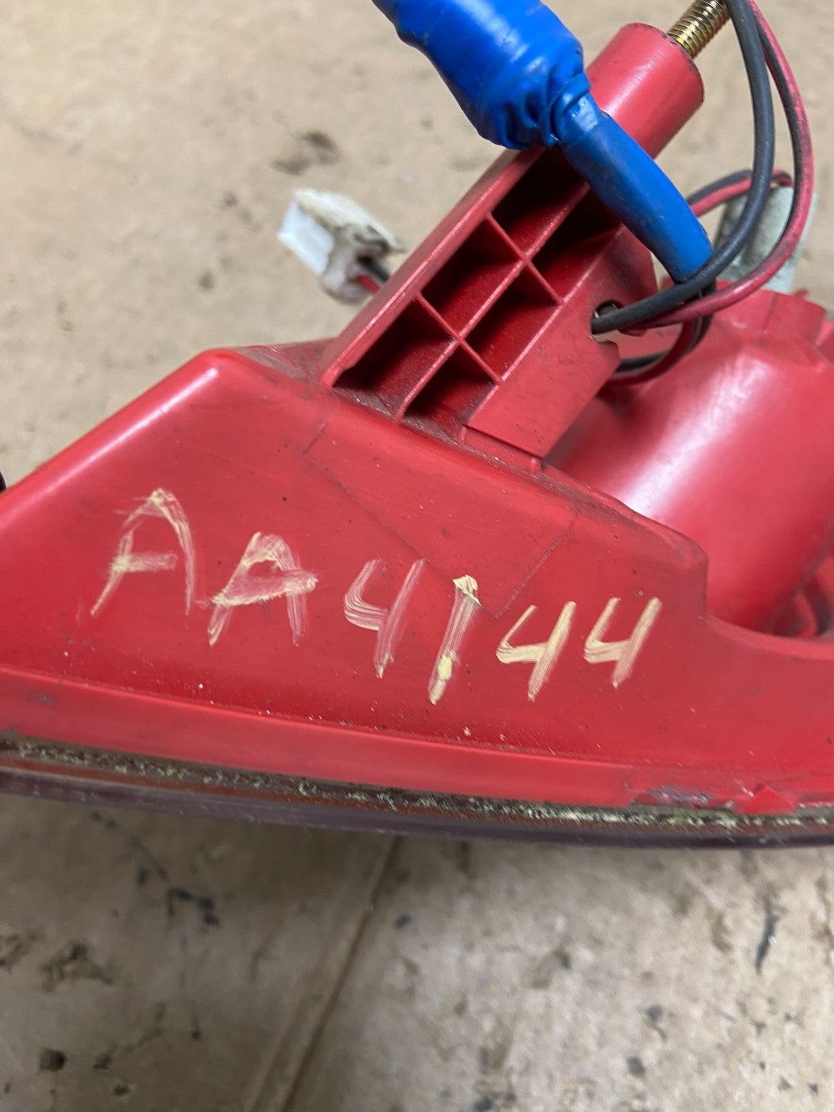 2003-2005 Infiniti FX35 FX45 Left Driver Lh Red Inner Tail Light AA4144 DW6