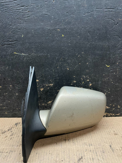 2007-2010 Hyundai Entourage Sedona Left Driver Lh Side Door Mirror Oem Y1573 MS0