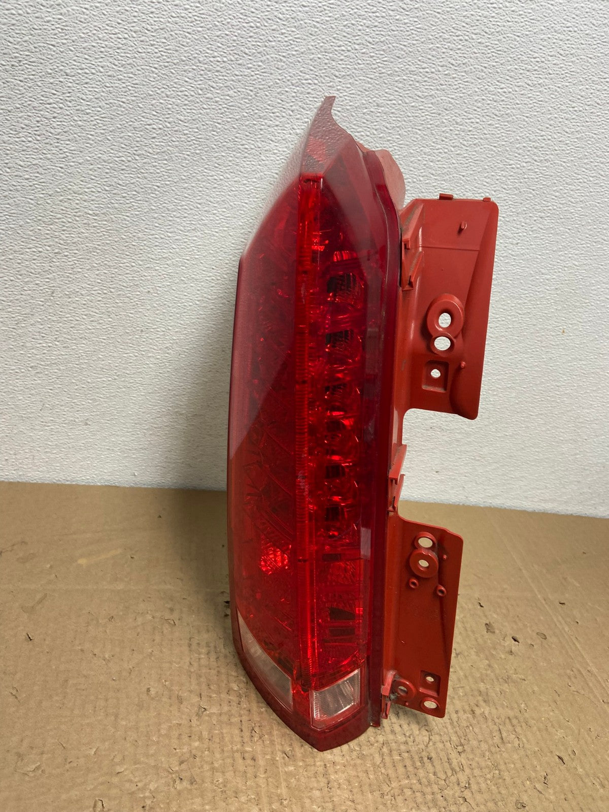 2010 to 2016 Cadillac Srx Left Driver Lh Side Tail Light OEM AC3987 LK0