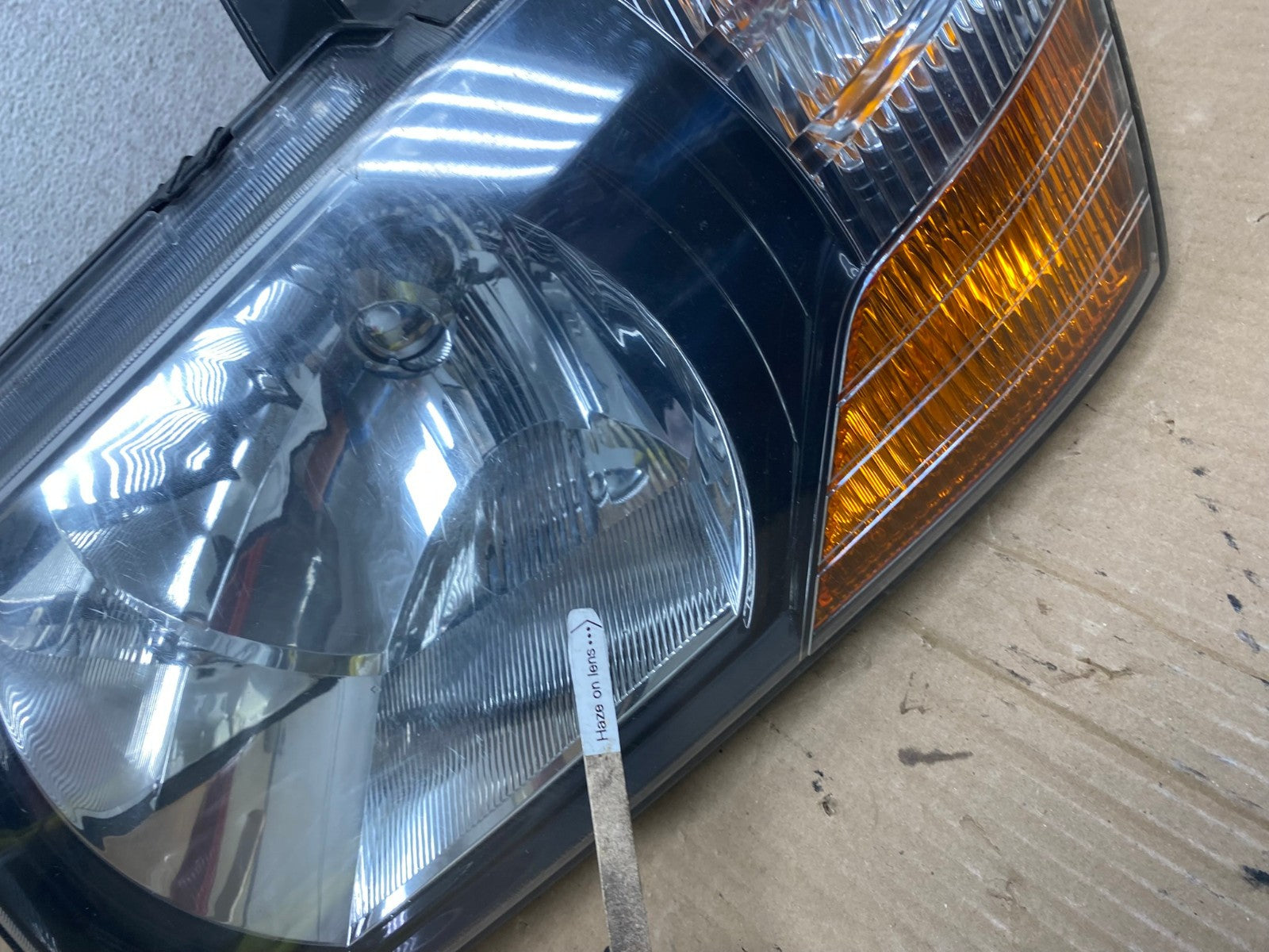 2000 to 2004 Mitsubishi Montero Pajero Left Driver LH Headlight AE8938 LK4