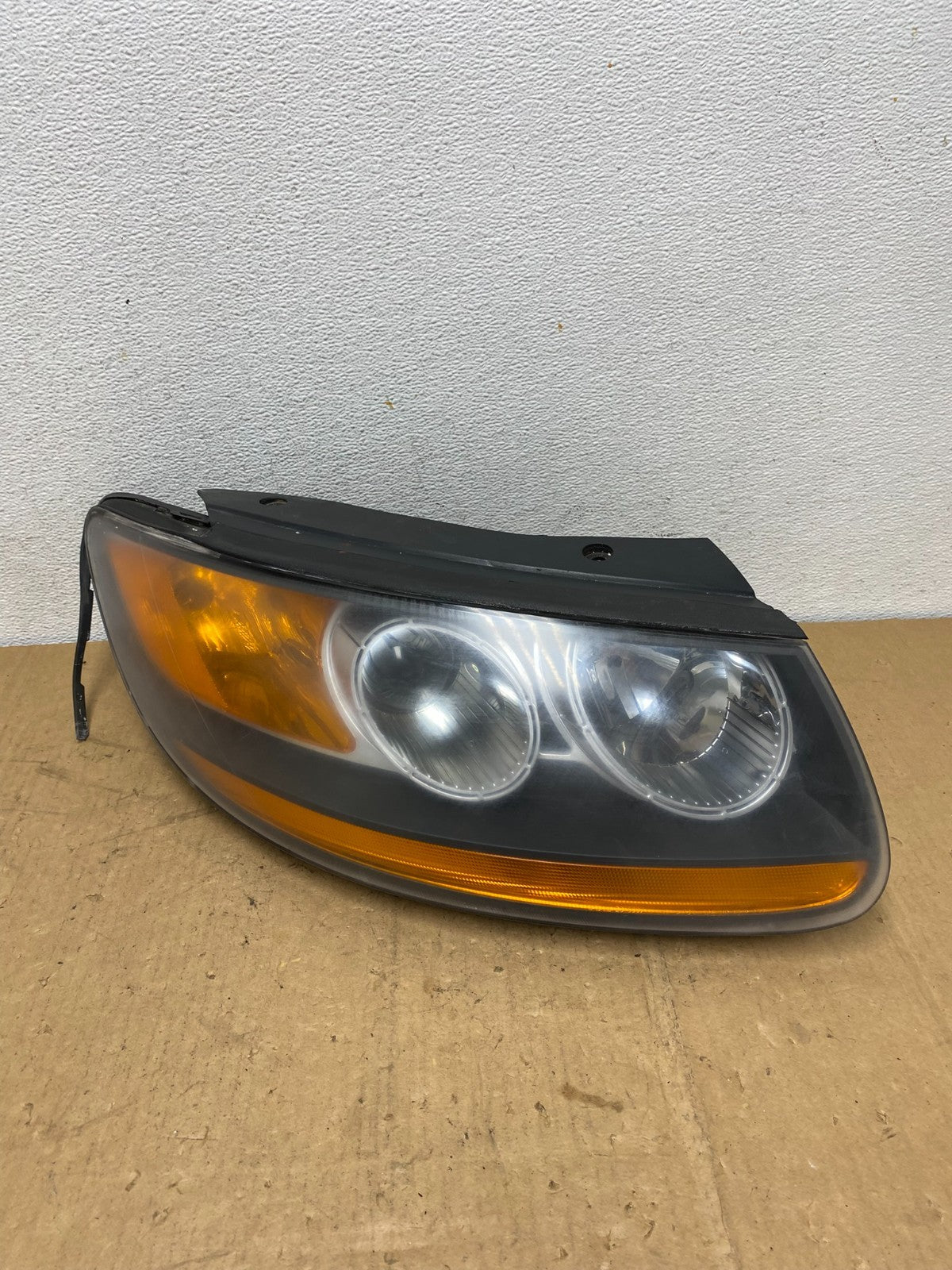 2007 2008 2009 Hyundai Santa Fe Right Passenger Halogen Headlight TYC AD1236 DW0