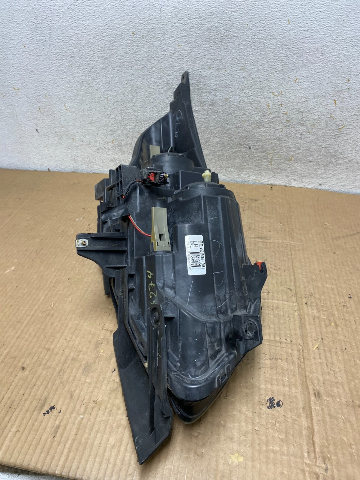 2013 2014 2015 Chevrolet Malibu Headlight Projector Left Driver Side AI8274 DW7