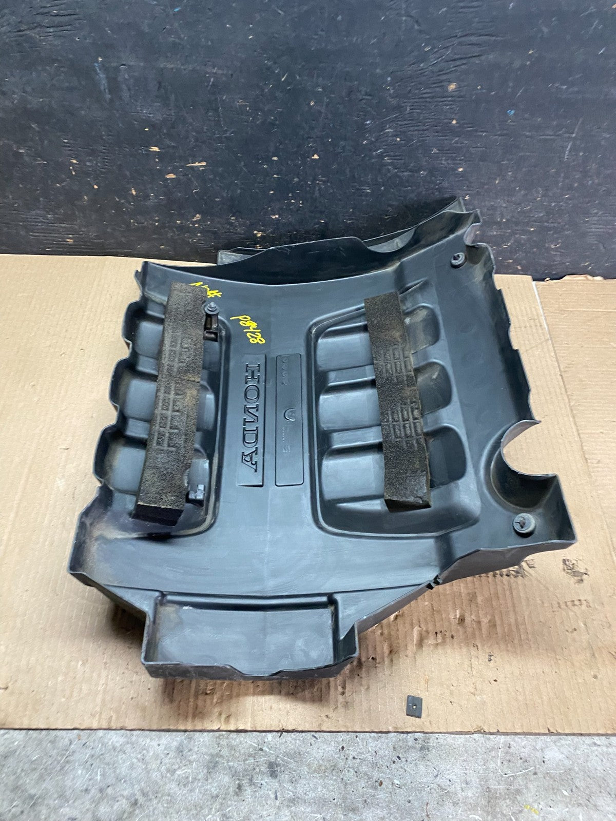 2005 to 2007 Honda Odyssey Black Engine Cover 3.5L No # q3122 DG6