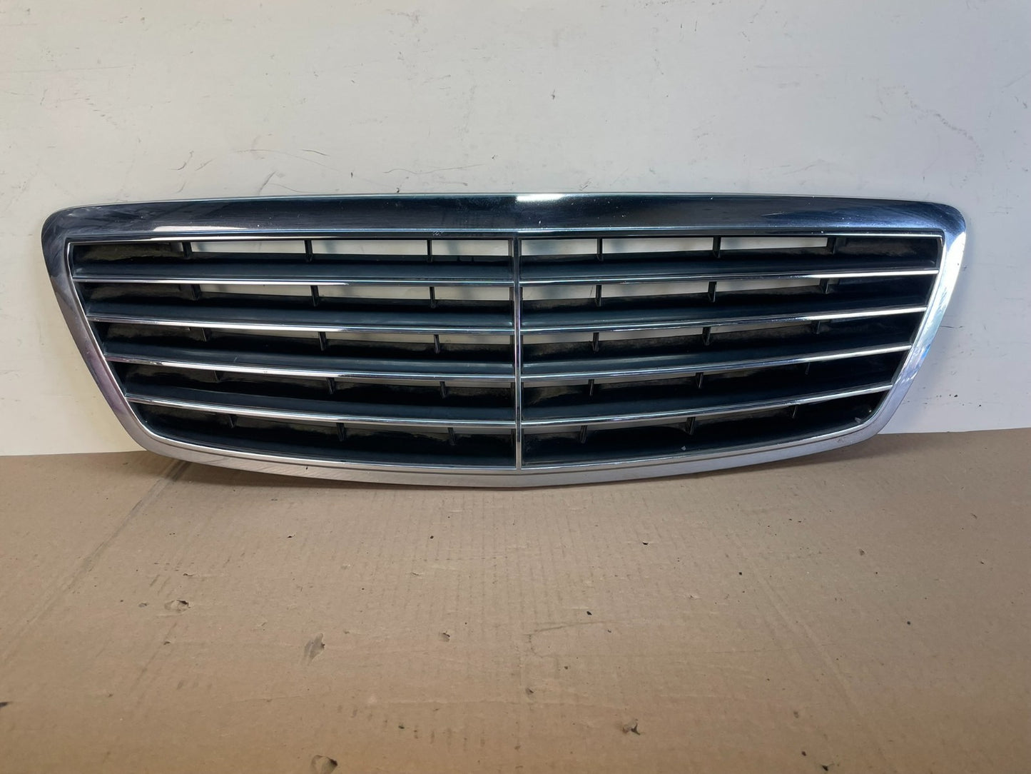 2003 to 2006 Mercedes Benz S-Class Front Grille ag7693 DG0