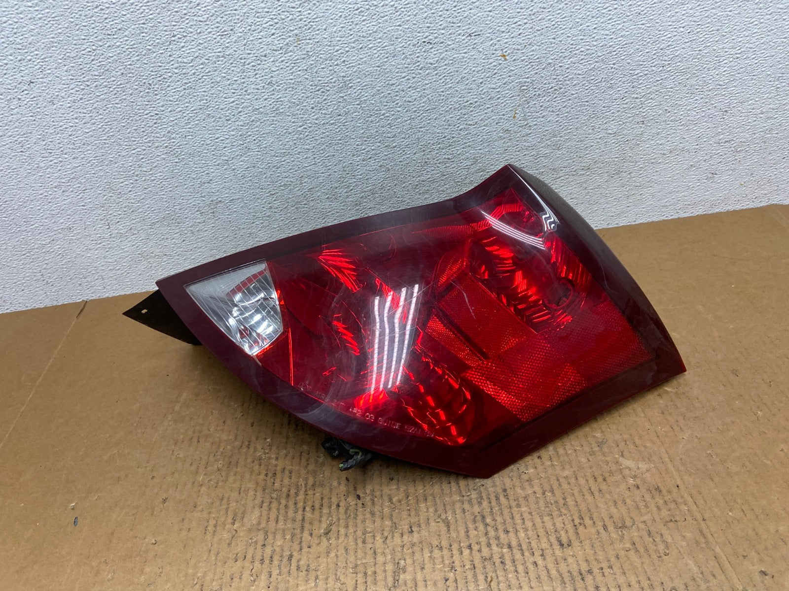 2003-2007 Saturn Ion Passenger Right RH Side Tail Light Tail Light AE1201 LK0