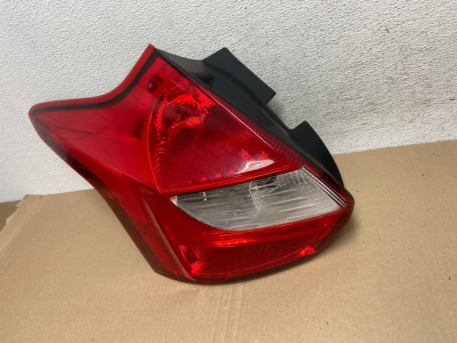 2012 2013 2014 Ford Focus Tail Light Hatchback Left Driver Lh Side AF5765 LK1