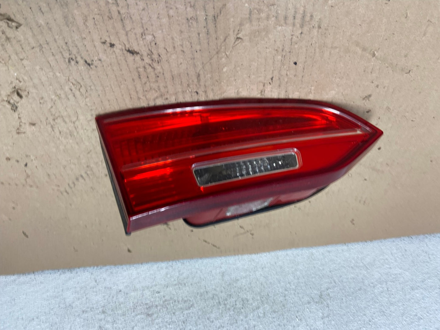2013-2016 Hyundai Santa Fe Sport Left Driver LH Inner Tail Light AF3302 LK0