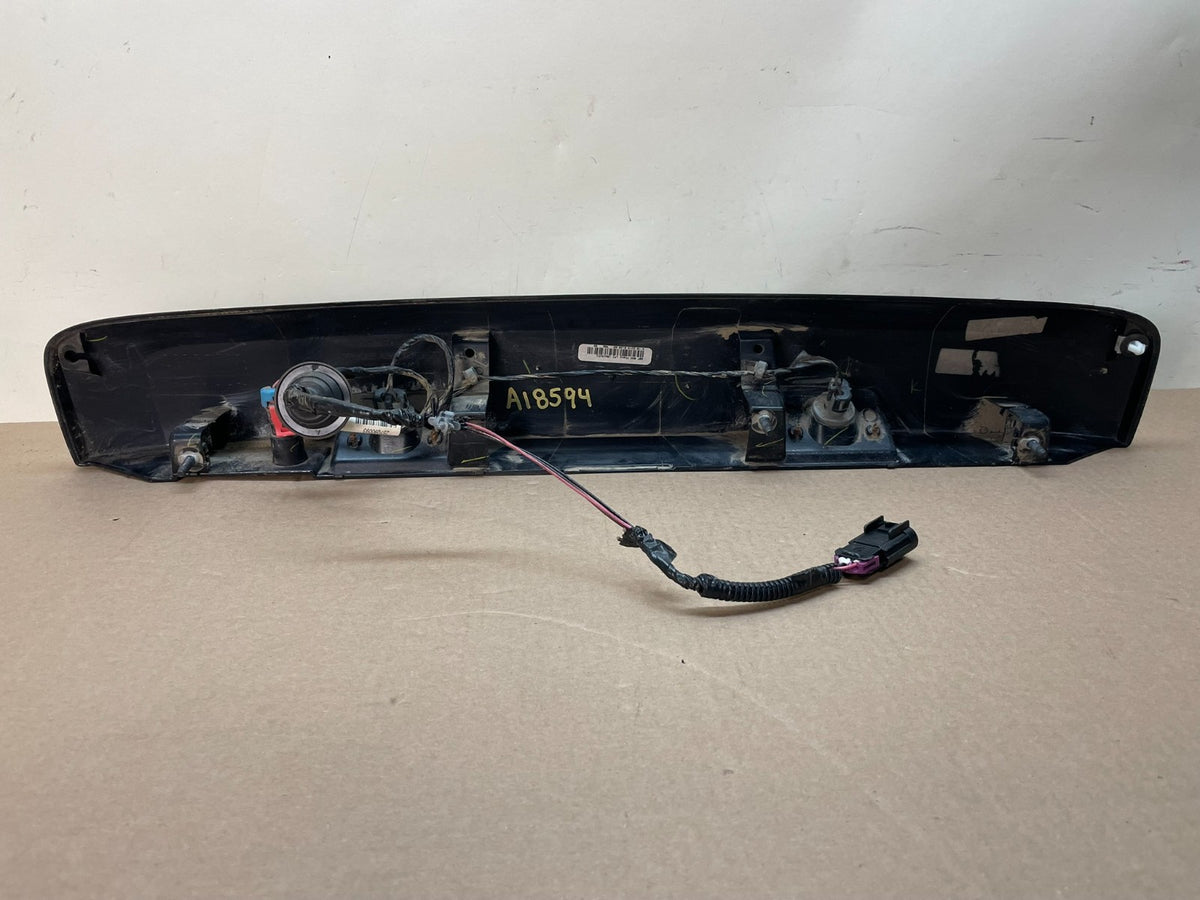 2007 to 2014 Suburban Tahoe Yukon Trunk Molding W/O Camera ai8594 DG4