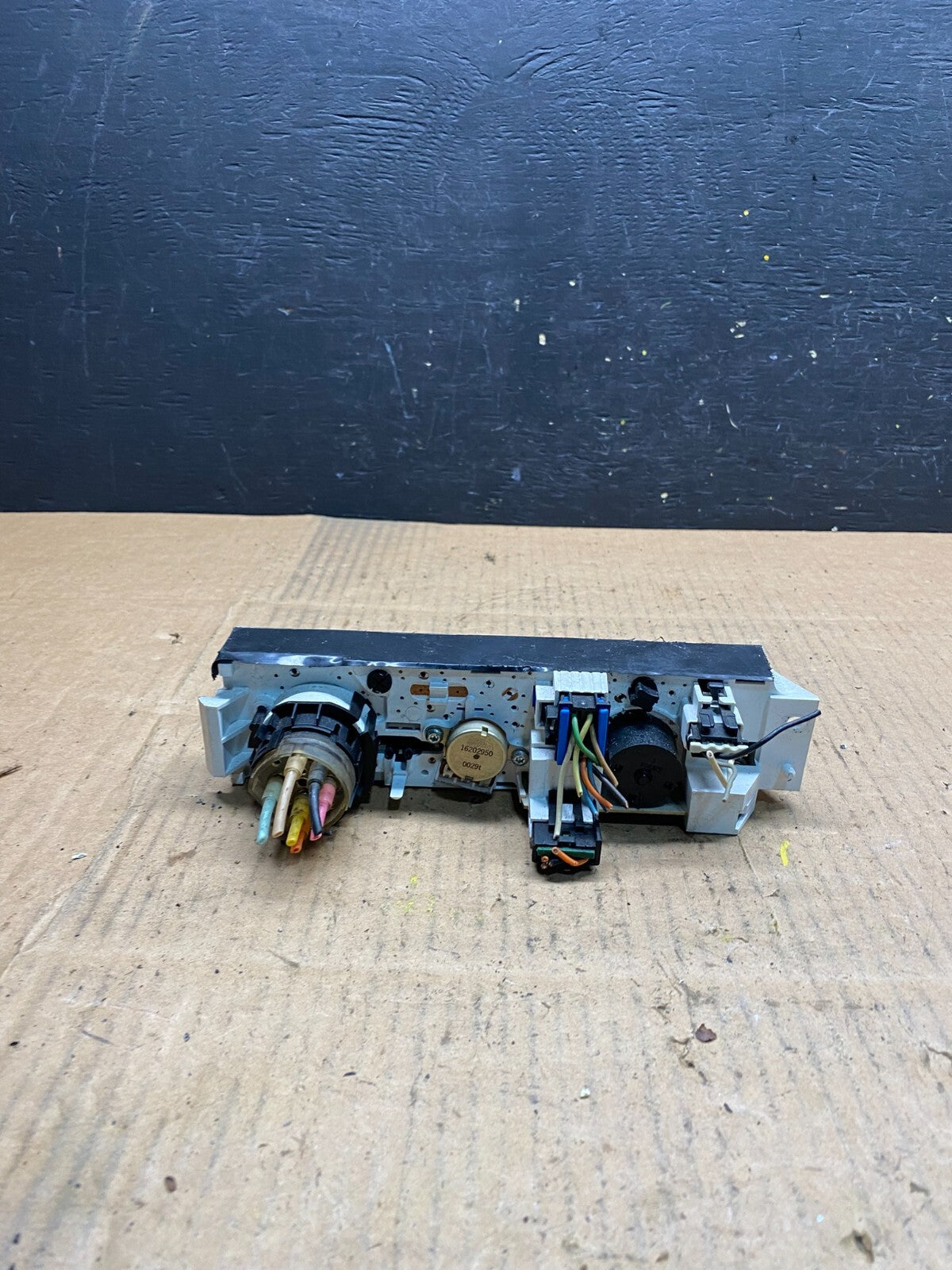 2001 - 2007 GMC Chevrolet Express 1500 Climate Control A/C N5151 DG4
