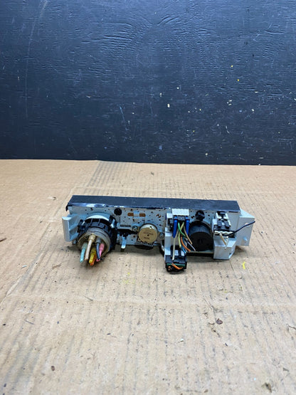 2001 - 2007 GMC Chevrolet Express 1500 Climate Control A/C N5151 DG4