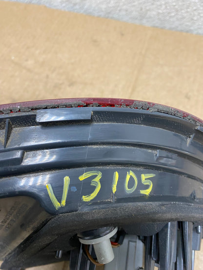 2015 to 2017 Chrysler 200 Sedan Left Driver Side Inner Tail Light V3105 DW7