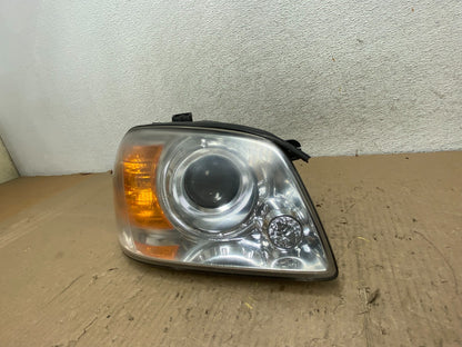 2003-2004 Kia Optima Right Passenger RH Side Headlight Halogen AG8076 DW2