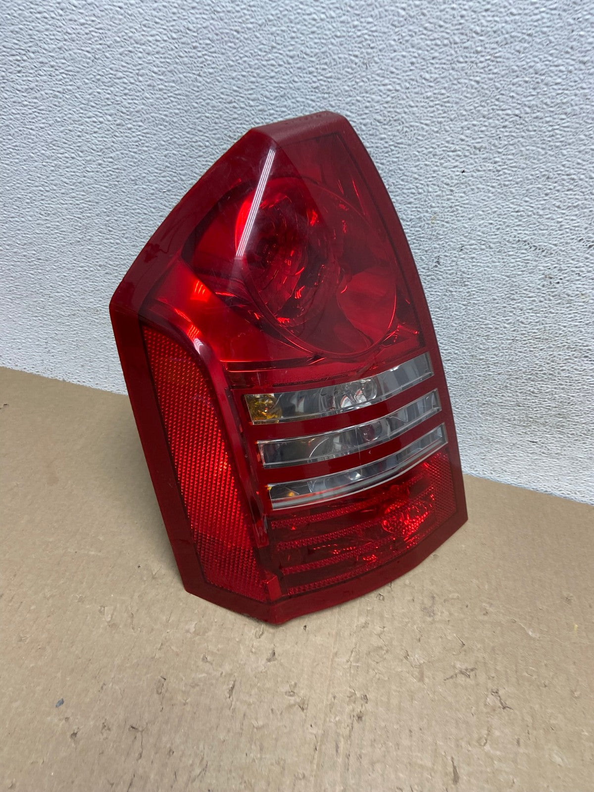 2005 2006 2007 Chrysler 300 Left Driver LH Side Tail Light AE9717 LK2