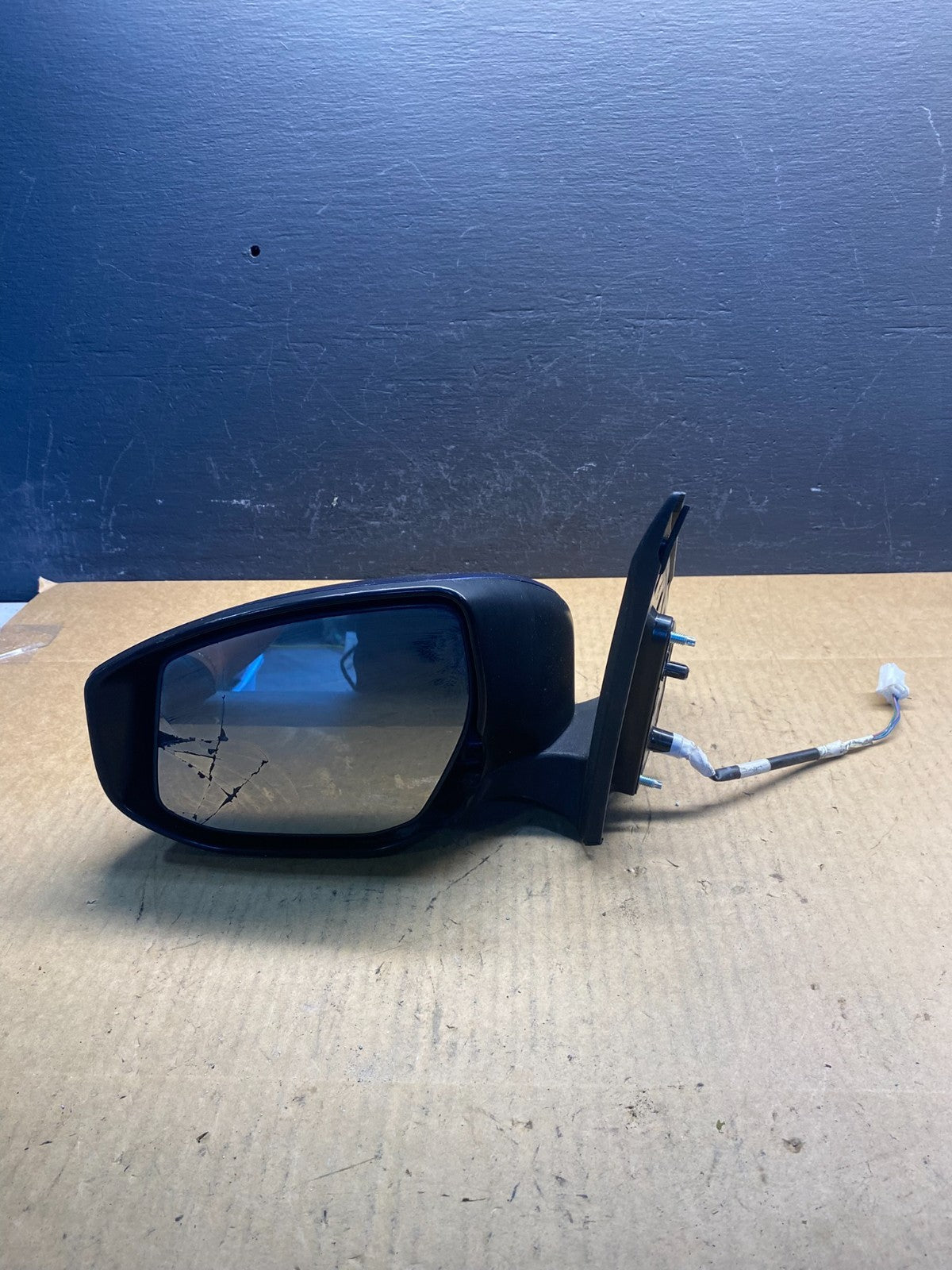 2013 to 2019 Nissan Sentra Left Driver Side Door View Mirror AC4211 DW6