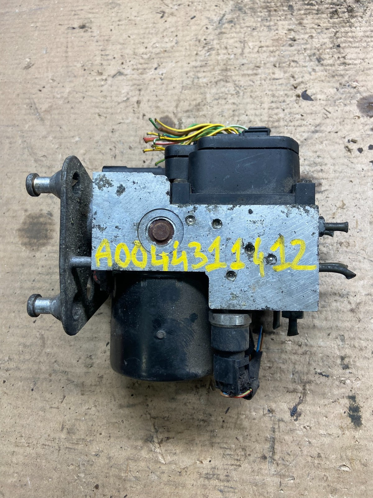 2001 to 2003 Mercedes CLK320 CLK55 ABS Anti Lock Brake Pump Q1457 DG6