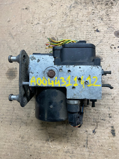 2001 to 2003 Mercedes CLK320 CLK55 ABS Anti Lock Brake Pump Q1457 DG6