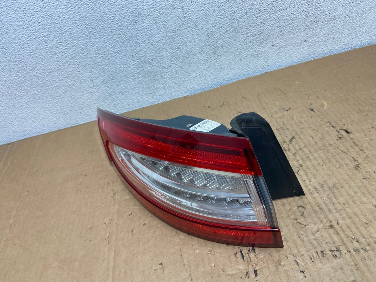 2013 to 2016 Ford Fusion Left Driver LH Side Tail Light AD2367 LK1
