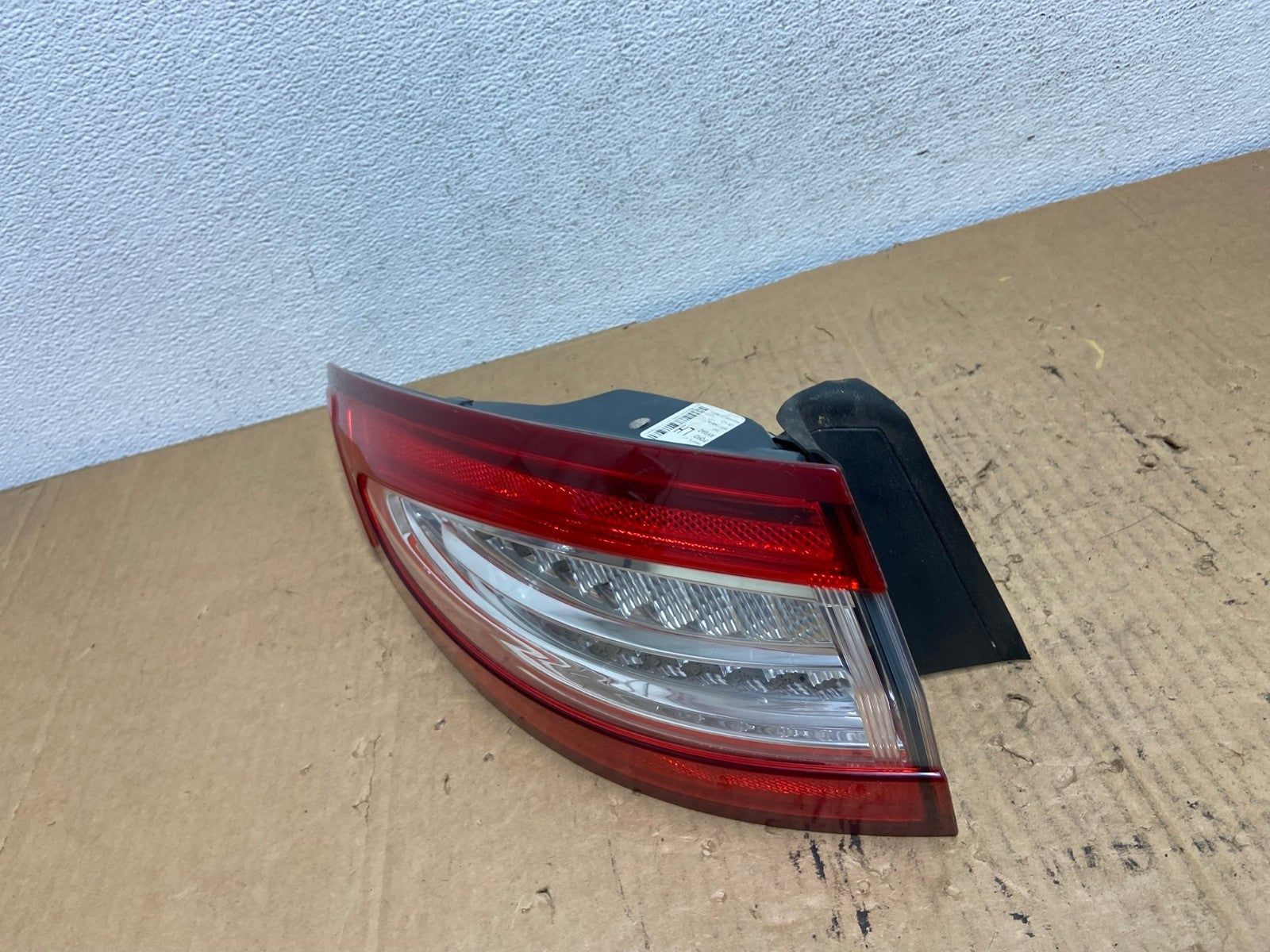 2013 to 2016 Ford Fusion Left Driver LH Side Tail Light AD2367 LK1