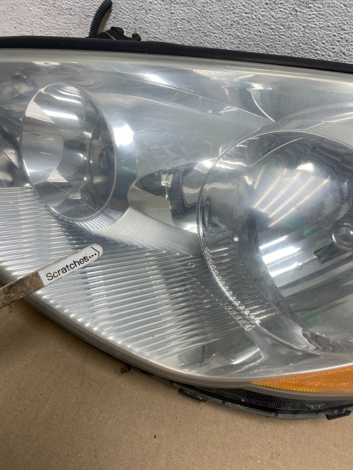 2006 to 2010 Toyota Sienna Left Driver Lh Side Headlight Halogen AE6904 DW3