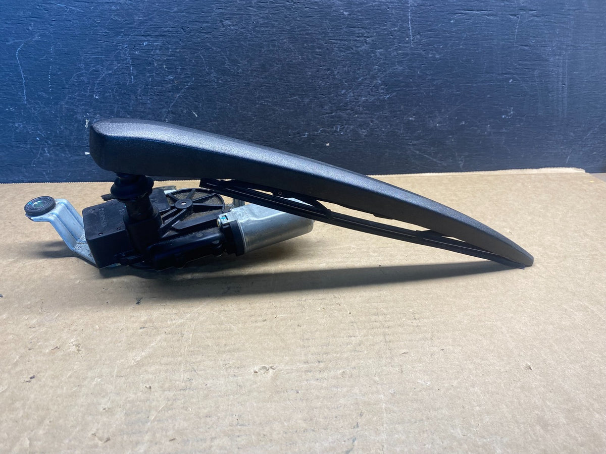 2010 to 2016 Cadillac SRX Rear Windshield Washer Wiper Motor AF6591 DG3