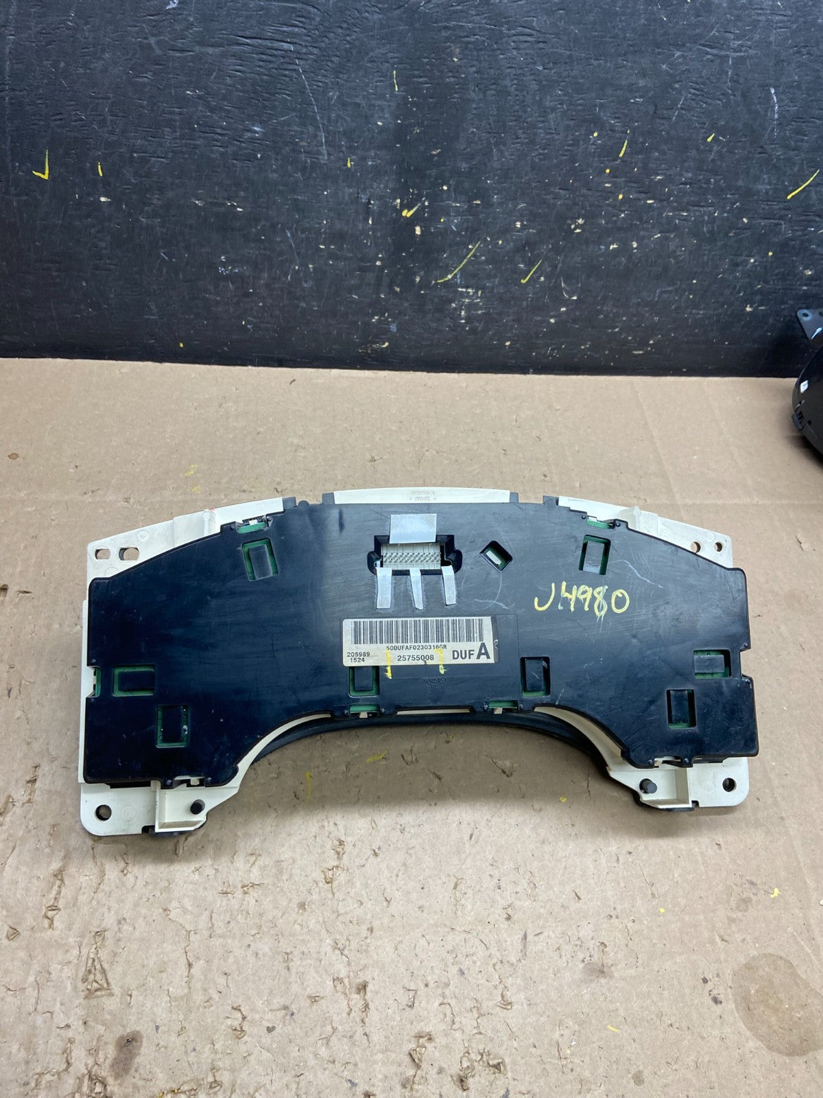 2003 to 2007 Chevrolet Express Speedometer Cluster Gauge 25755008 AC6777 DG5