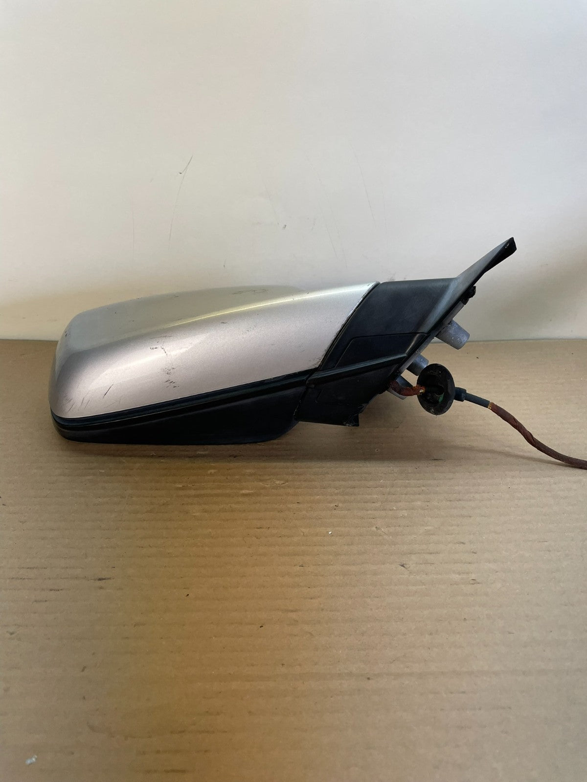 2001 to 2006 BMW 325i Right Passenger Side View Door Mirror AH8676 DG3