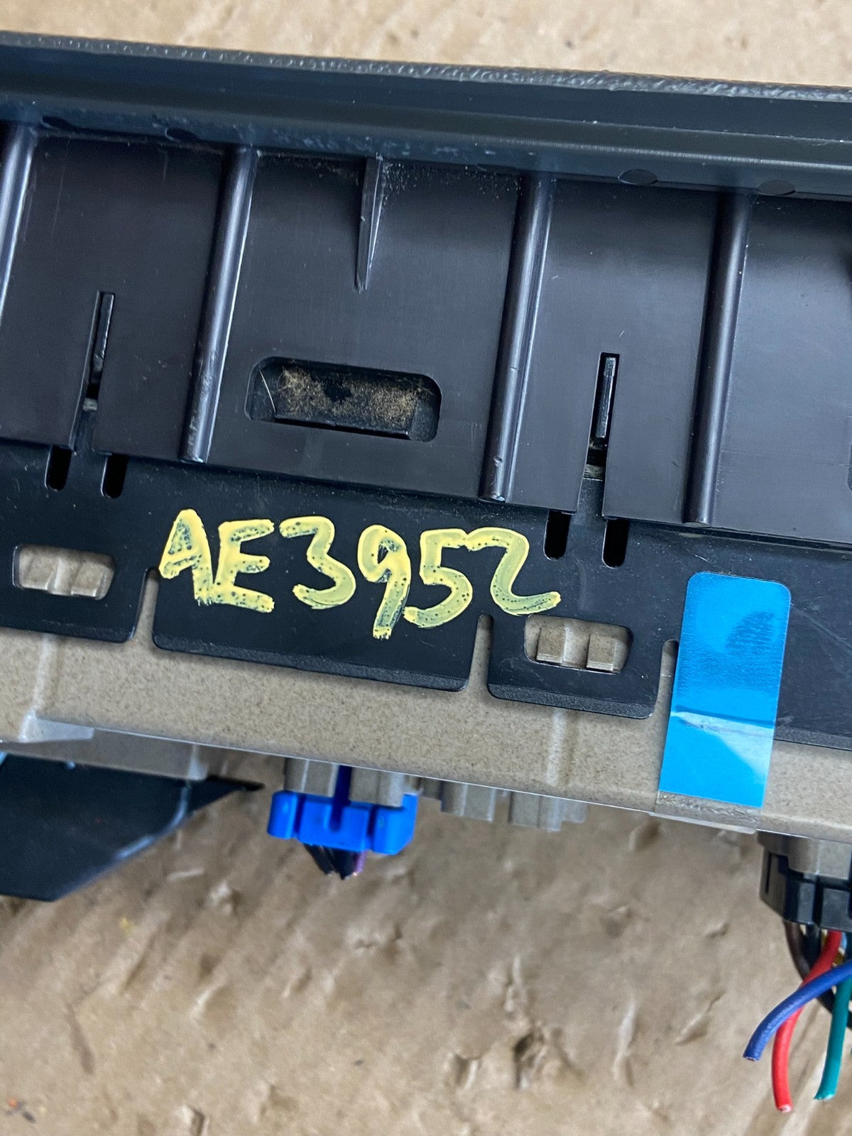 2003-2006 Chevrolet Silverado Driver Side Master Window Switch AE3952 DG6