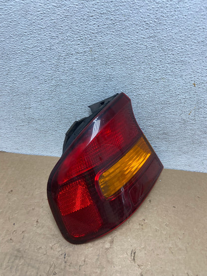 2000 to 2004 Subaru Legacy Left Driver LH Side Tail Light AG1287 LK2