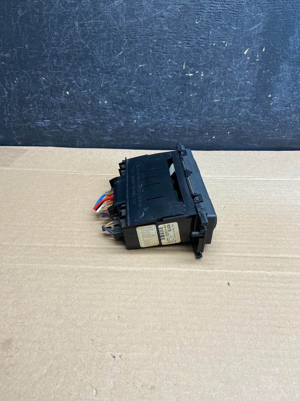 2002 to 2004 Ford 150 A/C Auto Digital Climate Control AG4984 DG1
