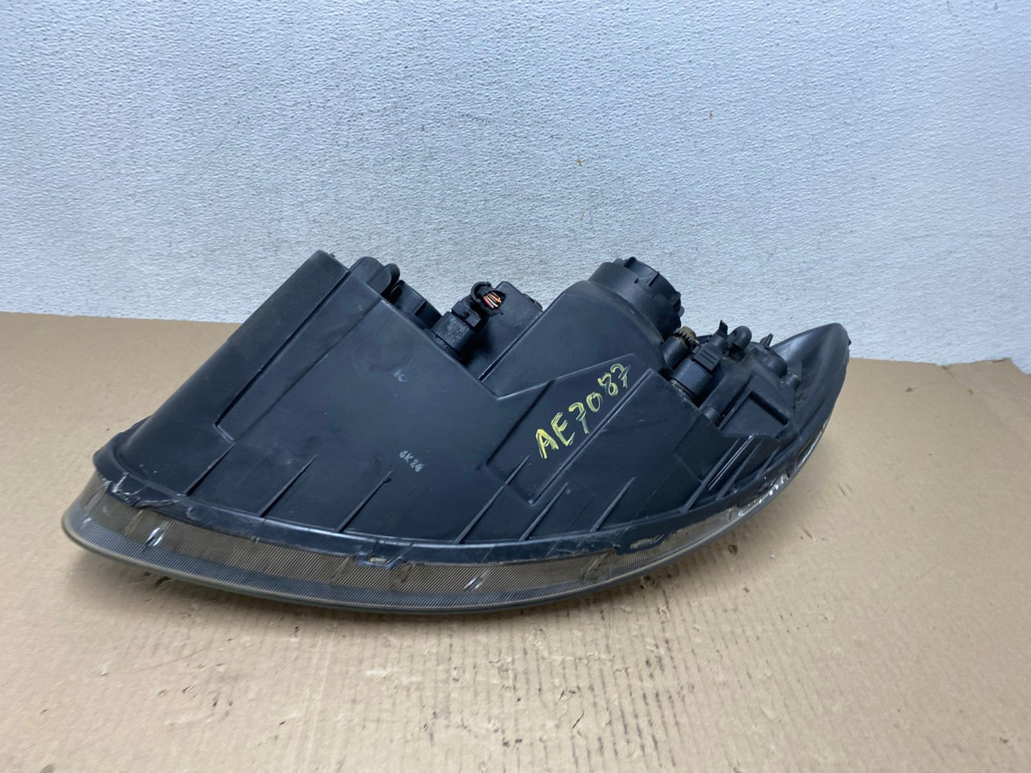 2007 2008 2009 Hyundai Santa Fe Right Passenger Halogen Headlight AE7087 LK6